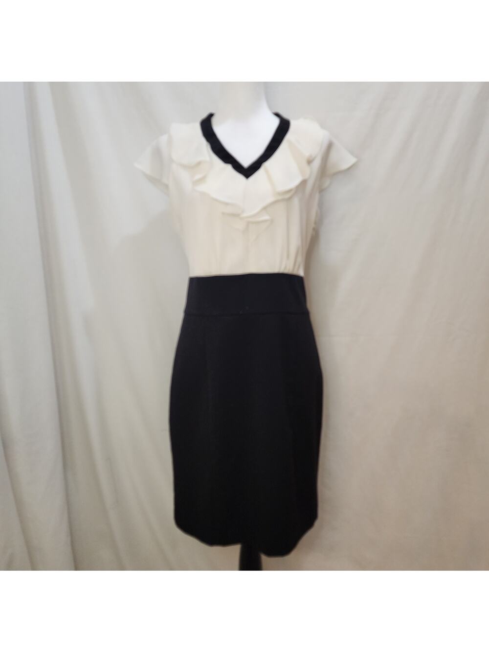 The Limited Collection Black Cream Office Siren Pencil Skirt Ruffle Top Dress, 6